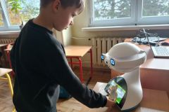 EMYS interaktywny robot
